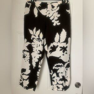 Dana Buchman Black & White Floral Pants Size 12